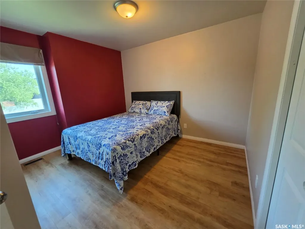 612 7th Avenue W Meadow Lake SK S9X 1B1