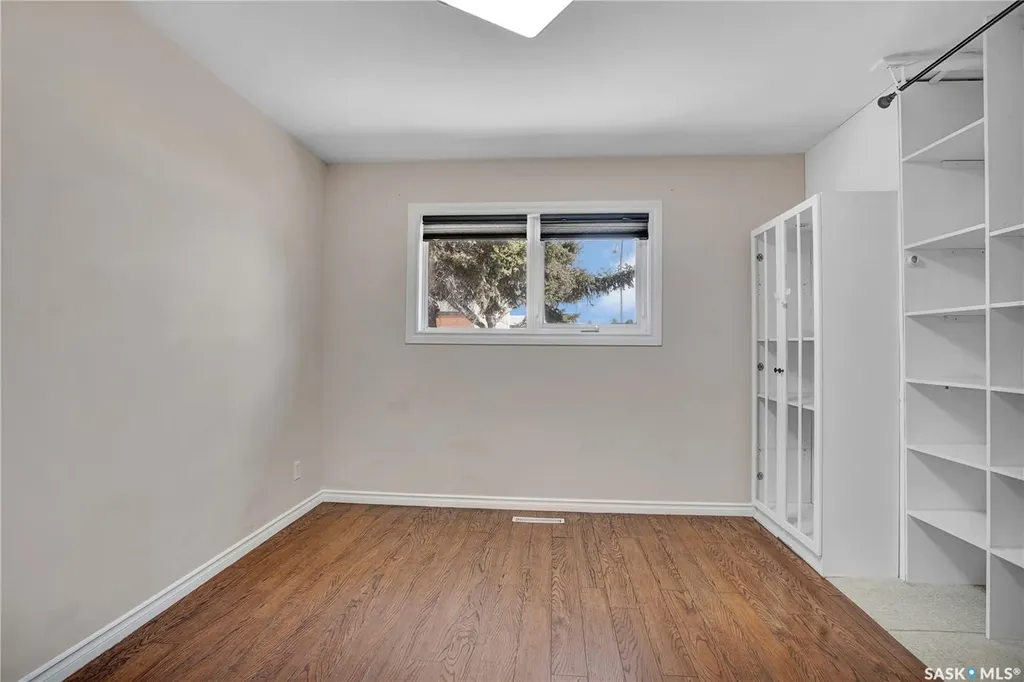 2406 Preston Avenue S Saskatoon SK S7J 2G4