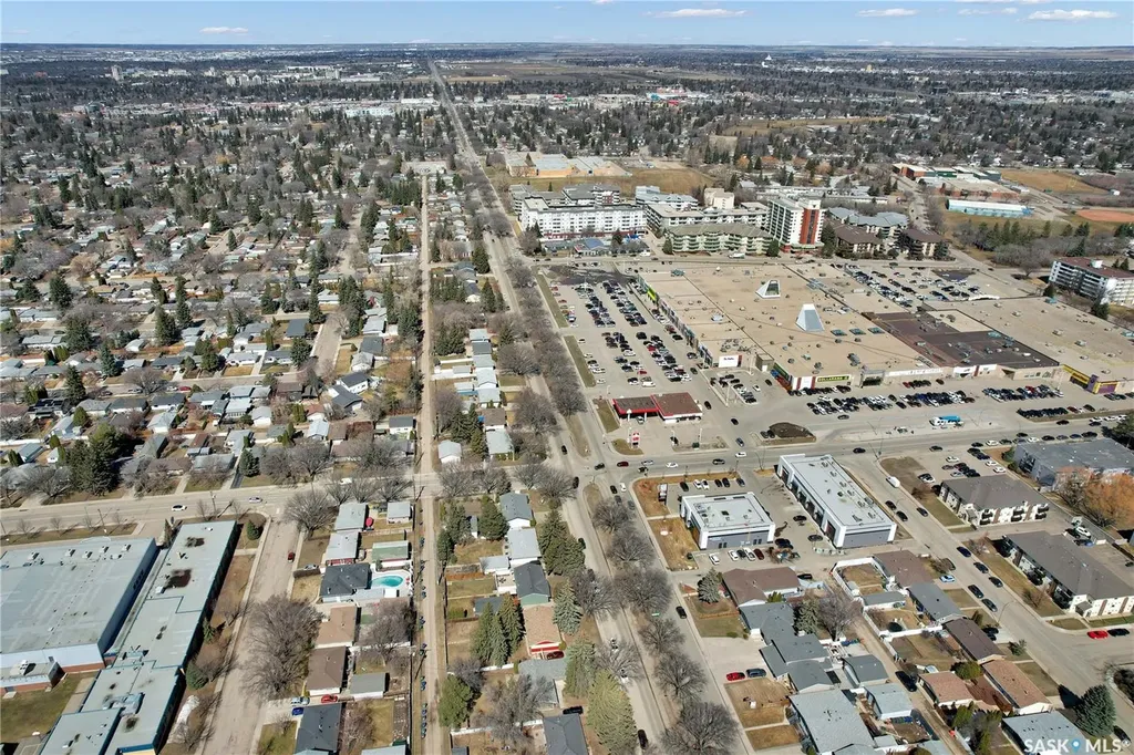 2406 Preston Avenue S Saskatoon SK S7J 2G4
