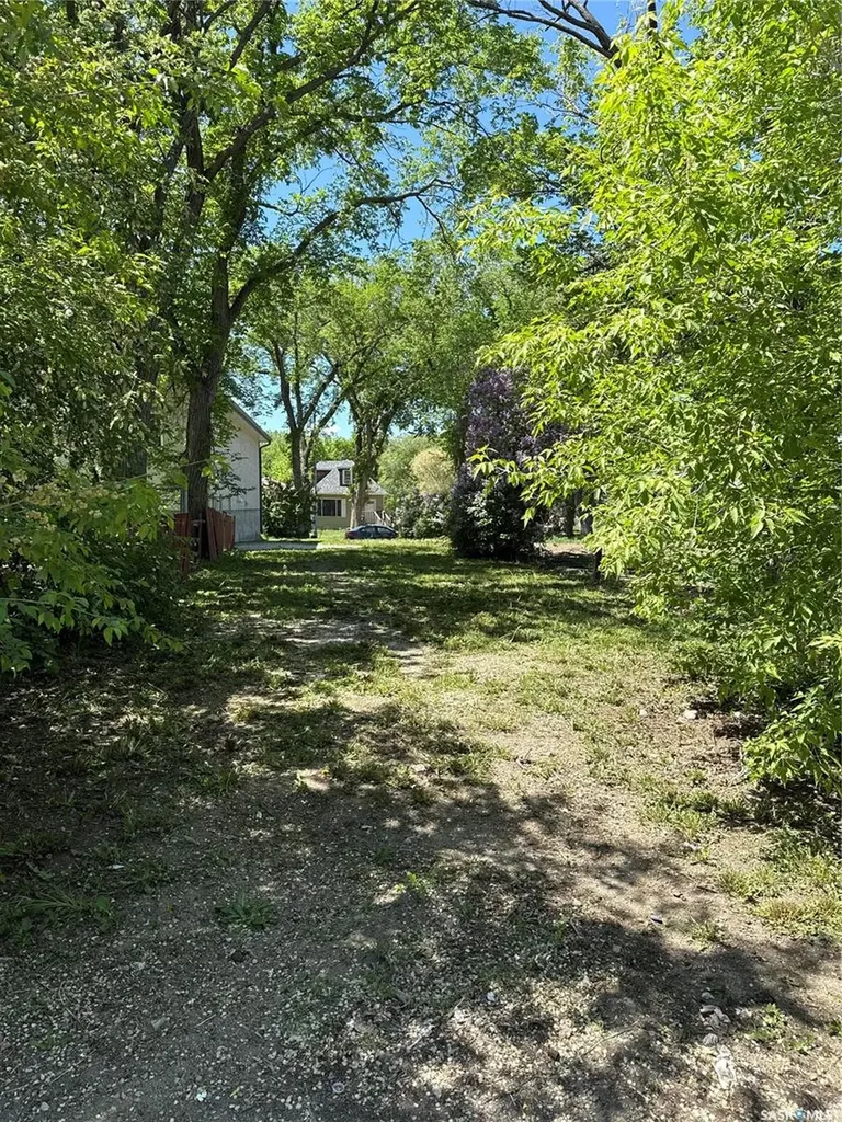 1145 Robinson Street Regina SK S4T 2N1
