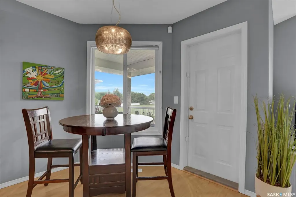 1043 Birchwood Place Regina SK S4S 7L1