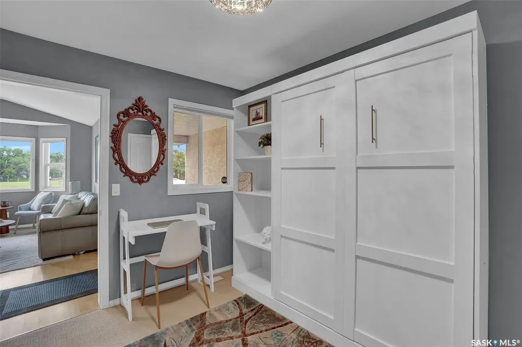 1043 Birchwood Place Regina SK S4S 7L1