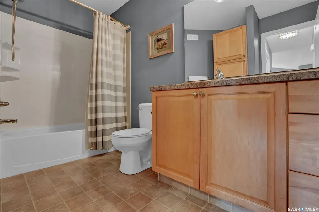 1043 Birchwood Place Regina SK S4S 7L1