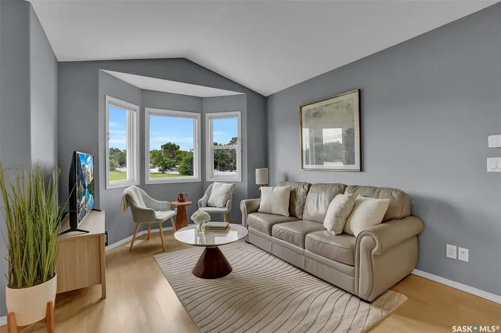 1043 Birchwood Place Regina SK S4S 7L1