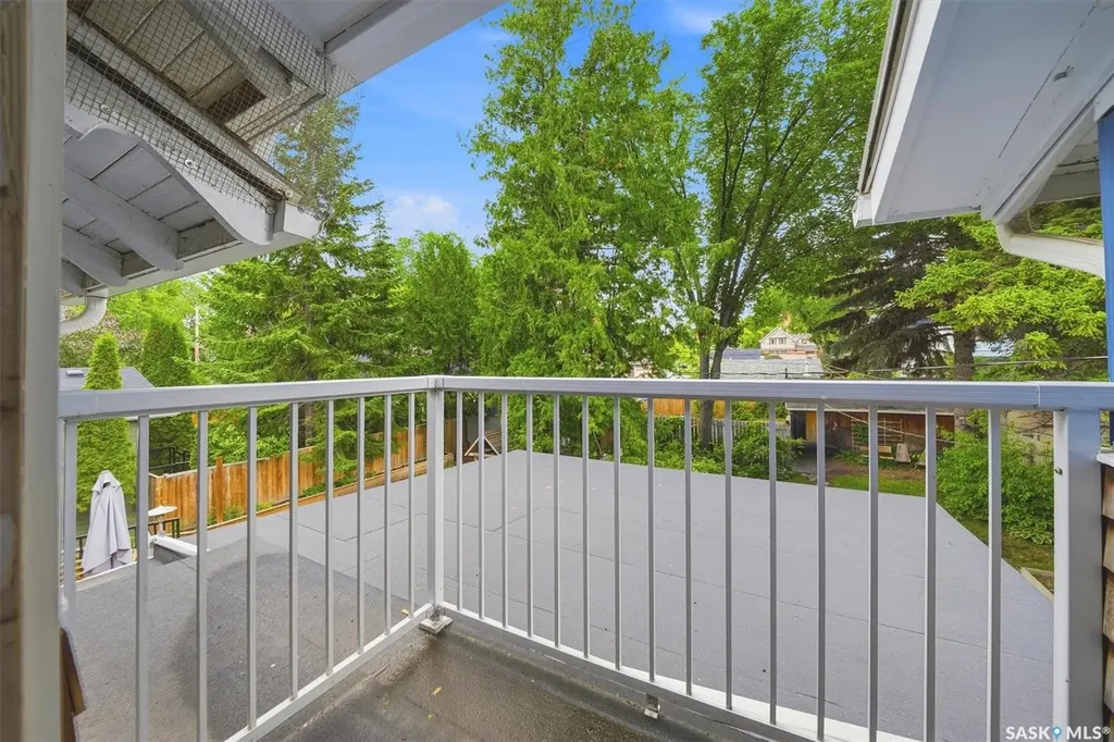 713 Melrose Avenue Saskatoon SK S7N 0Y6