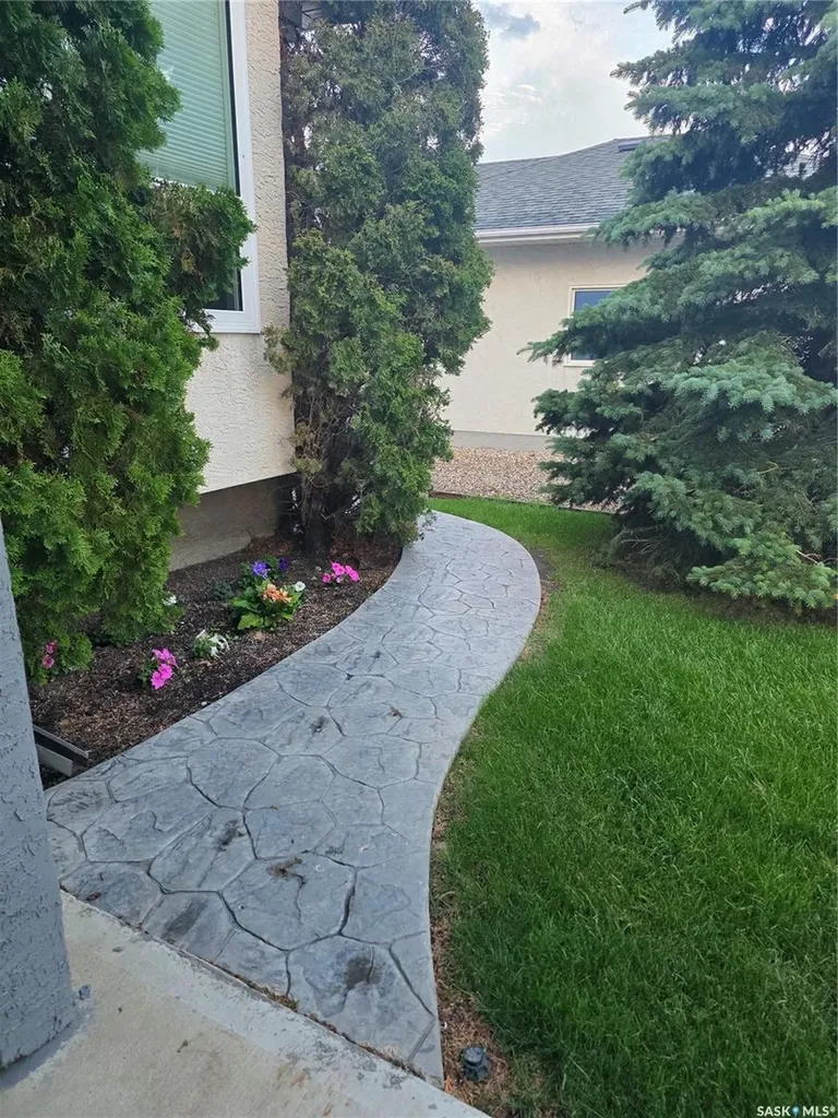 2267 Newcombe Drive Estevan SK S4A 2S6