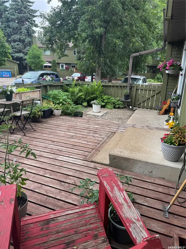 215 Primrose Drive Saskatoon SK S7K 5H9