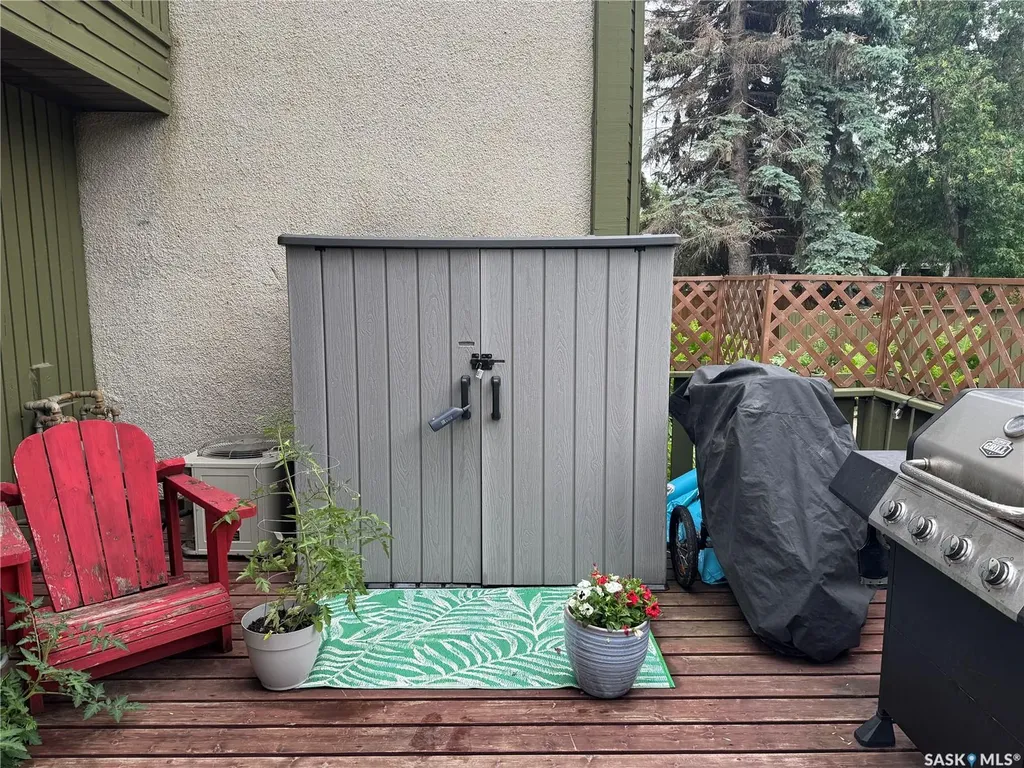 215 Primrose Drive Saskatoon SK S7K 5H9