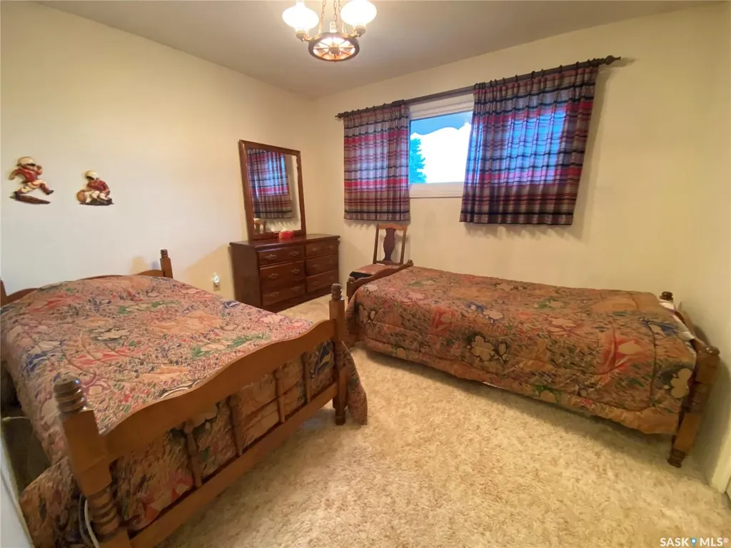 348 Wellington Park Road Yorkton SK S3N 3B7