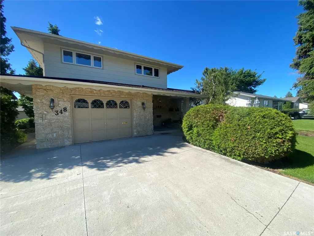 348 Wellington Park Road Yorkton SK S3N 3B7
