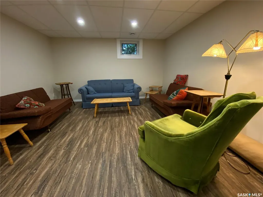 348 Wellington Park Road Yorkton SK S3N 3B7