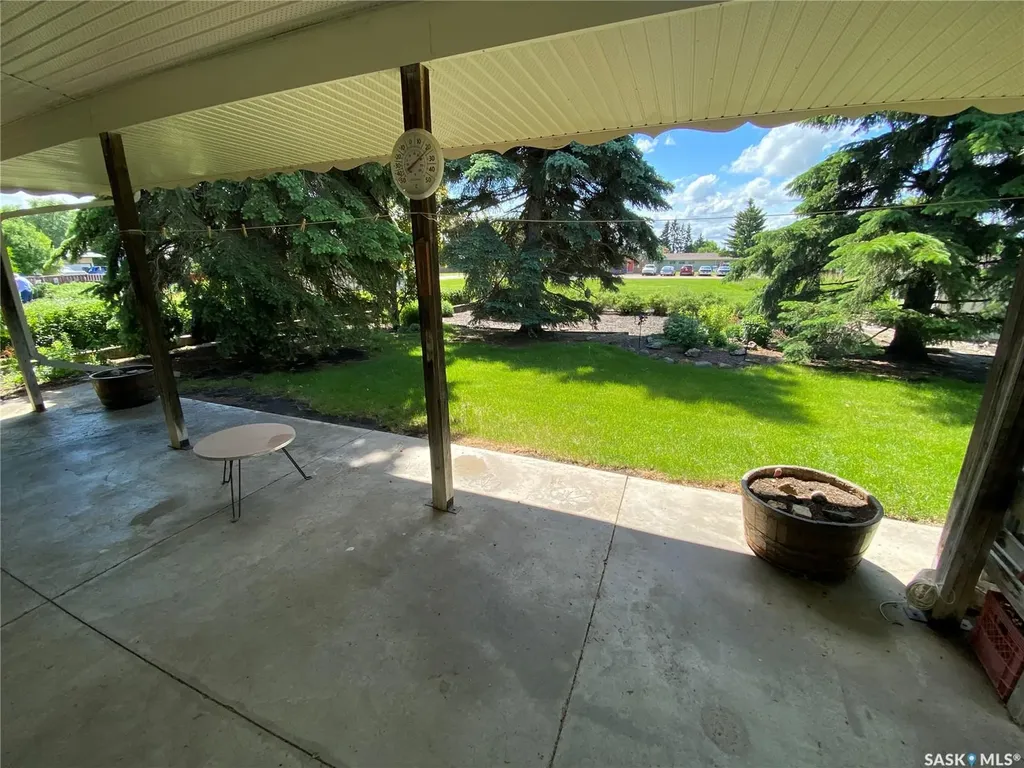 348 Wellington Park Road Yorkton SK S3N 3B7