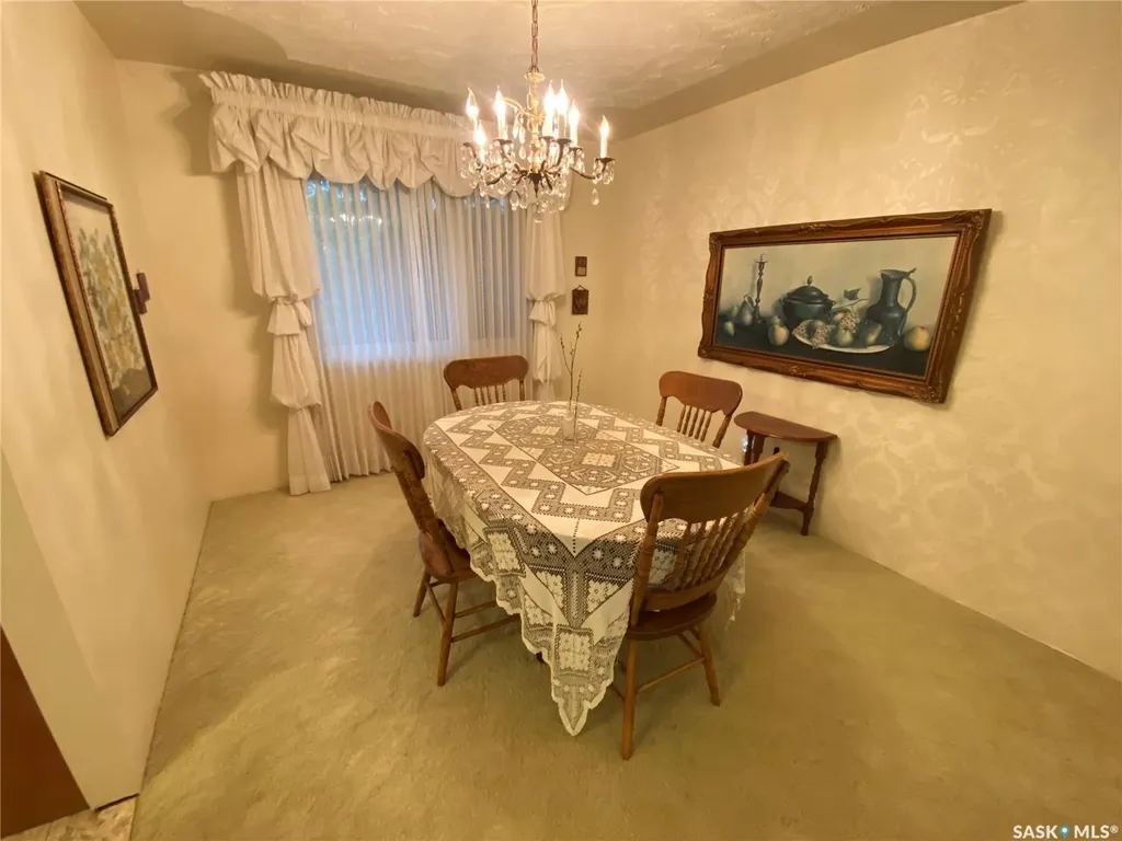 348 Wellington Park Road Yorkton SK S3N 3B7