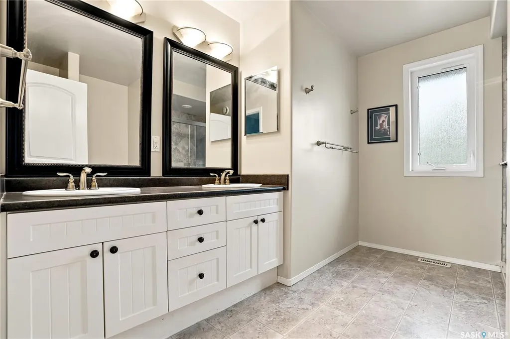 110 Stepney Crescent Saskatoon SK S7T 0A5