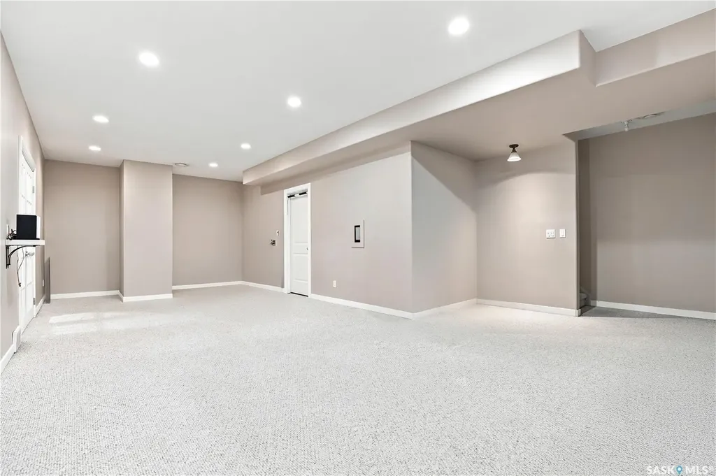 110 Stepney Crescent Saskatoon SK S7T 0A5