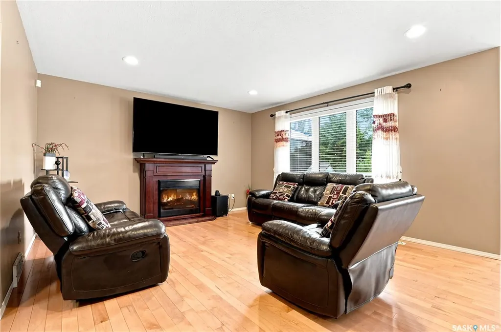 110 Stepney Crescent Saskatoon SK S7T 0A5