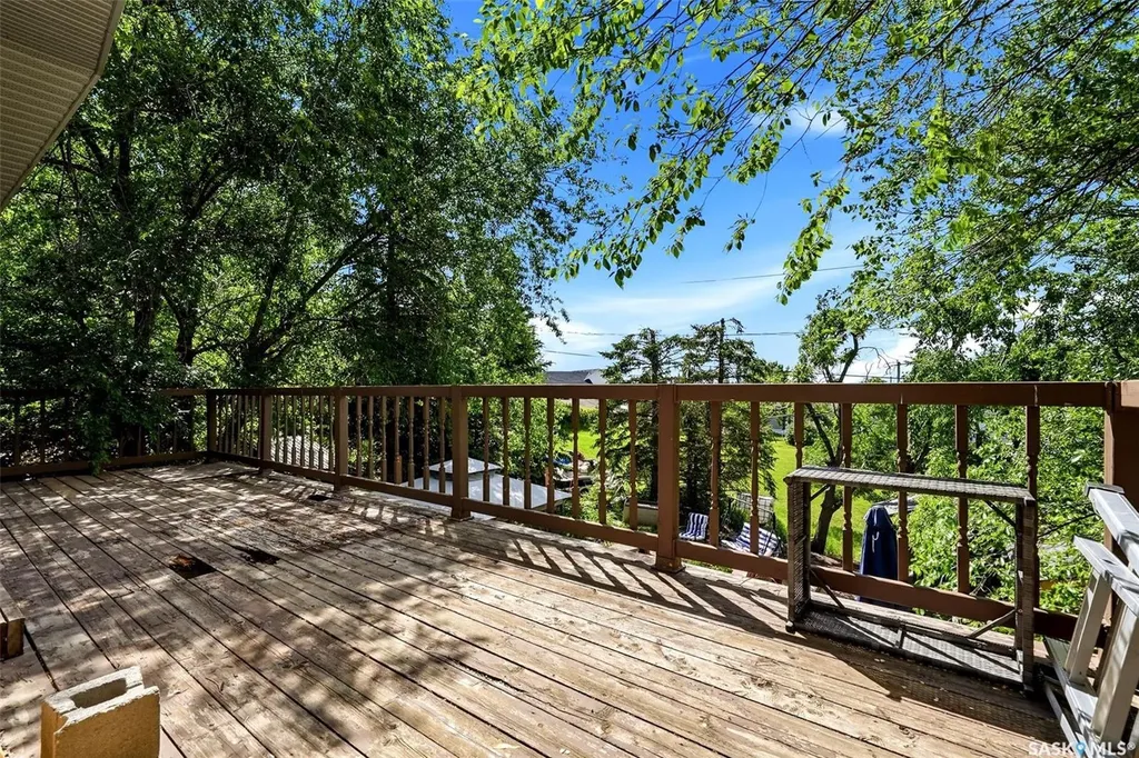 213 Grove Avenue Saskatchewan Beach SK S0G 4L0