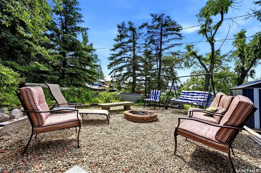 213 Grove Avenue Saskatchewan Beach SK S0G 4L0