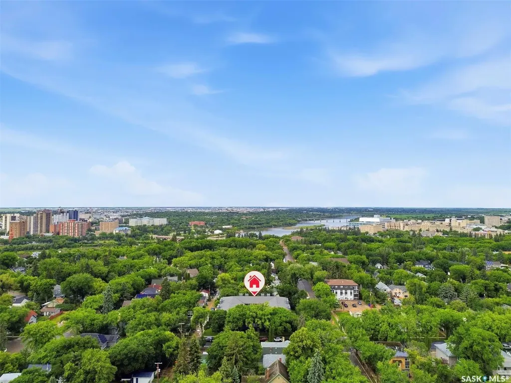 114 Clarence Avenue S Saskatoon SK S7N 1H1