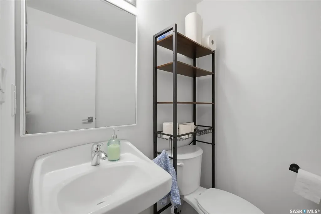 114 Clarence Avenue S Saskatoon SK S7N 1H1