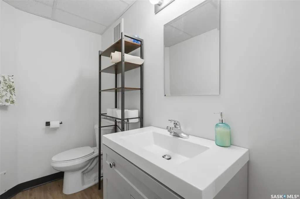 114 Clarence Avenue S Saskatoon SK S7N 1H1