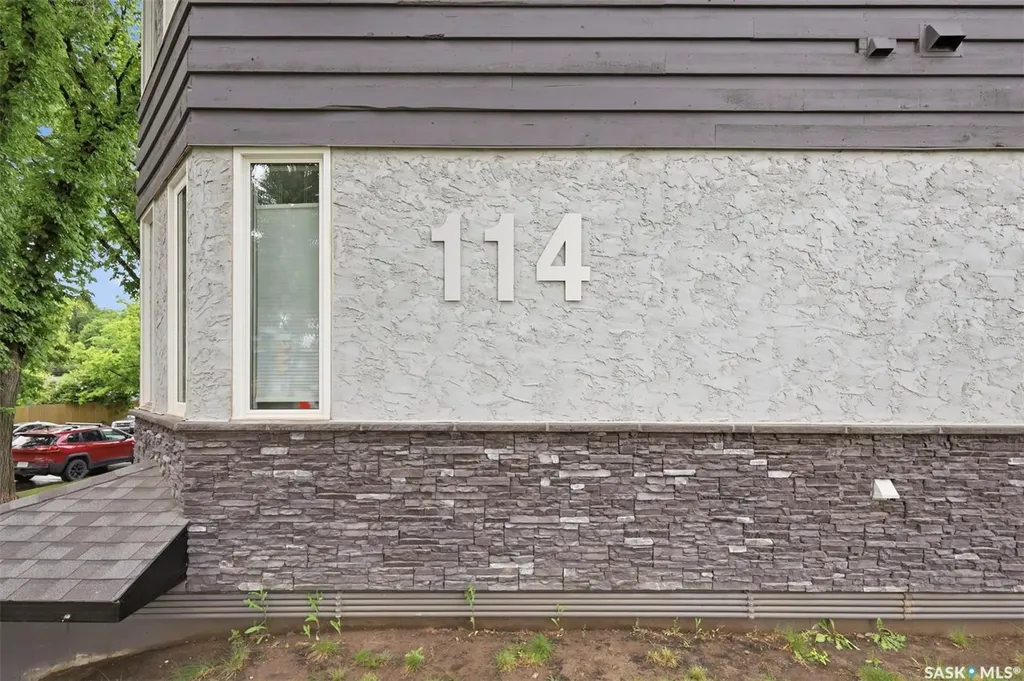 114 Clarence Avenue S Saskatoon SK S7N 1H1
