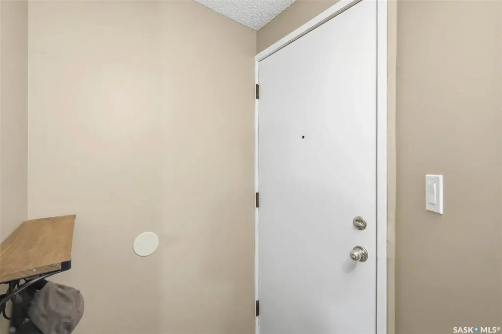 114 Clarence Avenue S Saskatoon SK S7N 1H1