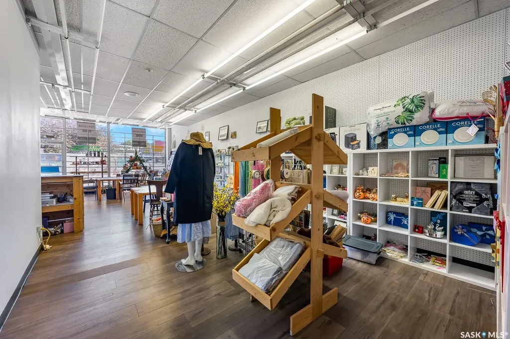 1531 11th Avenue Regina SK S4P 0H3