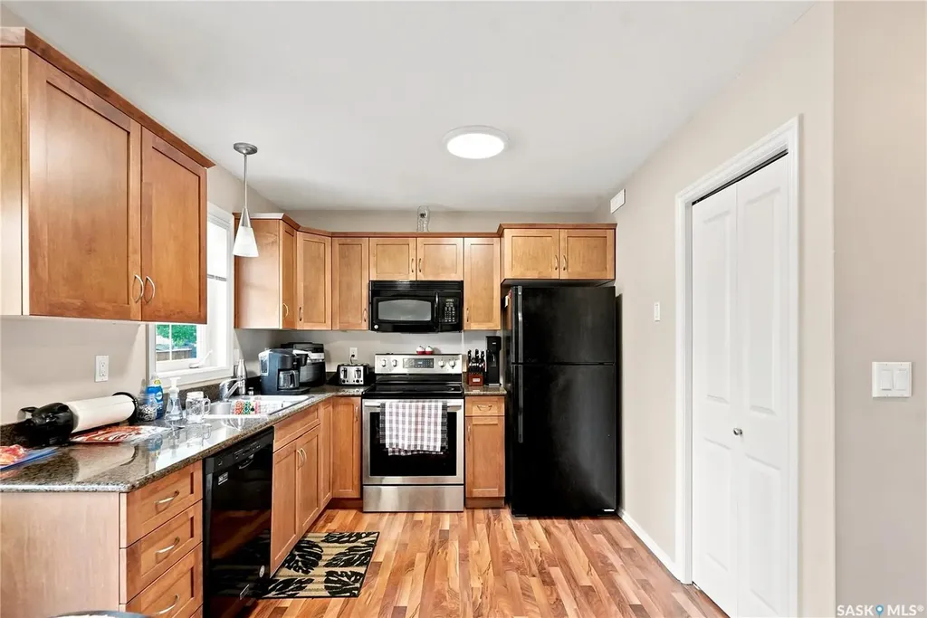 415 Lynd Crescent Saskatoon SK S7T 0C2
