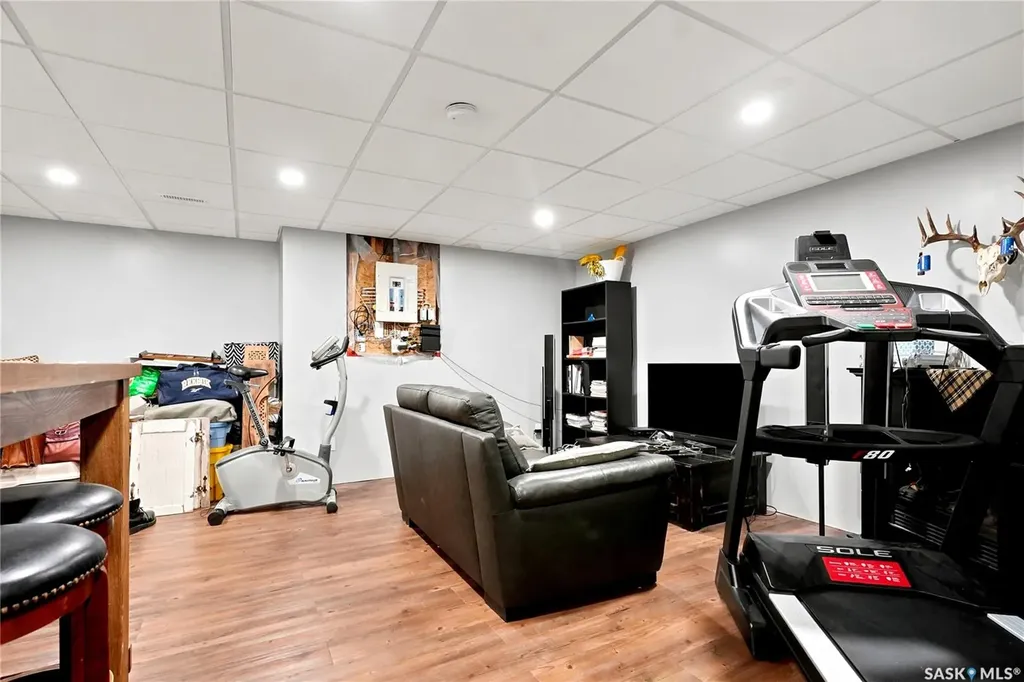 415 Lynd Crescent Saskatoon SK S7T 0C2