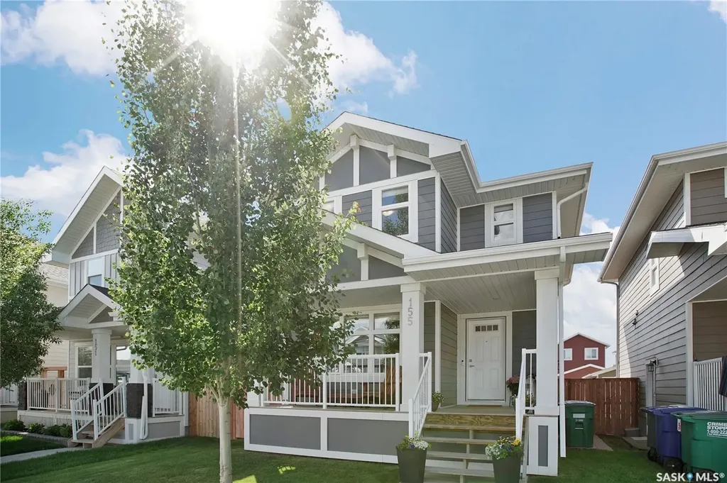 155 Stilling Mews Saskatoon SK S7V 0P3