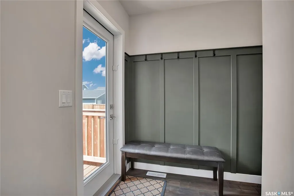 155 Stilling Mews Saskatoon SK S7V 0P3