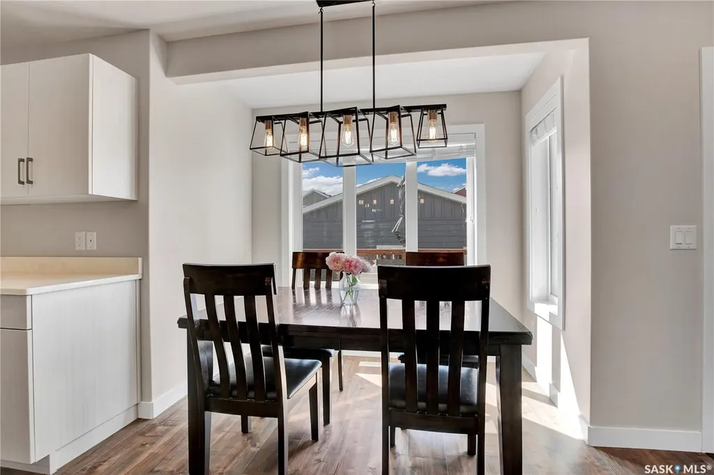 155 Stilling Mews Saskatoon SK S7V 0P3