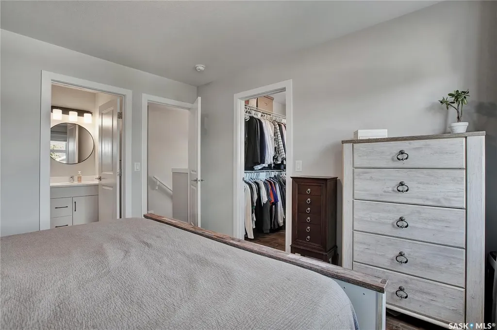 155 Stilling Mews Saskatoon SK S7V 0P3