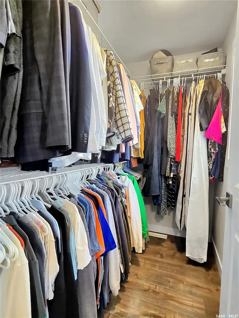 155 Stilling Mews Saskatoon SK S7V 0P3
