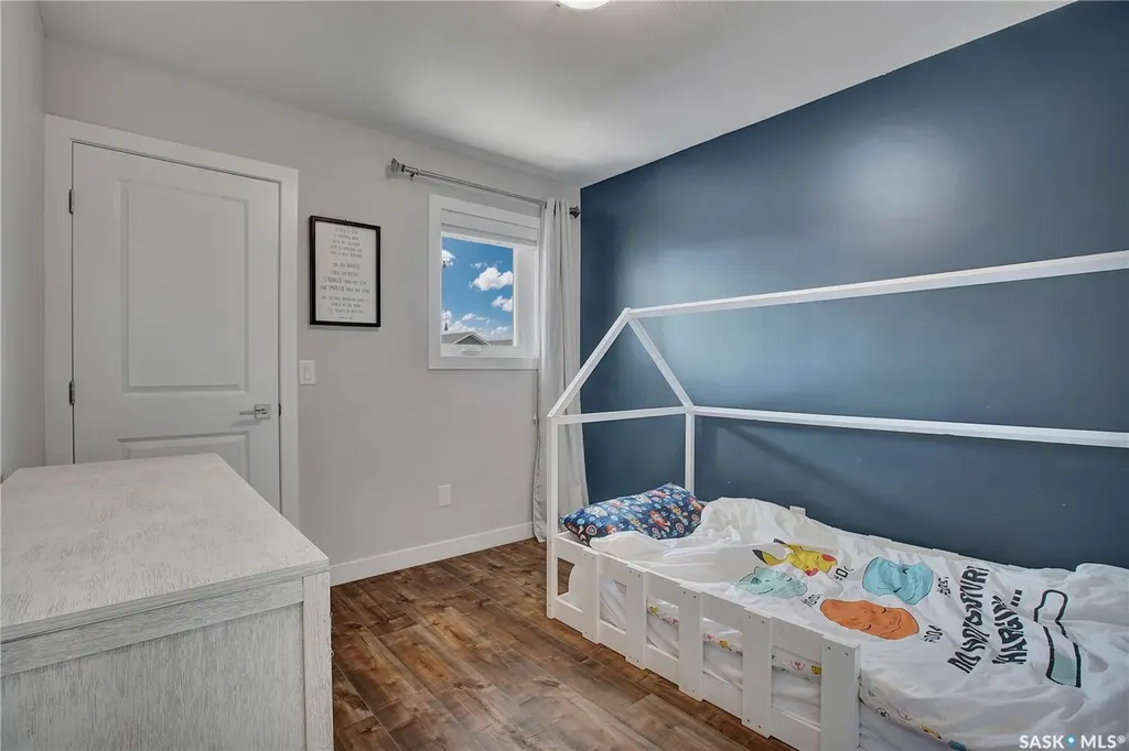 155 Stilling Mews Saskatoon SK S7V 0P3