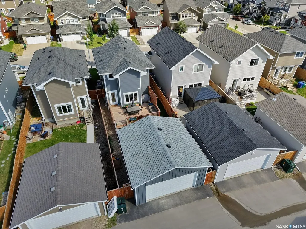 155 Stilling Mews Saskatoon SK S7V 0P3