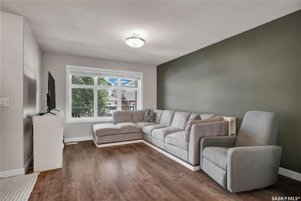 155 Stilling Mews Saskatoon SK S7V 0P3