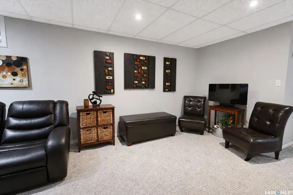 800 1st Street E Prince Albert SK S6V 0C2