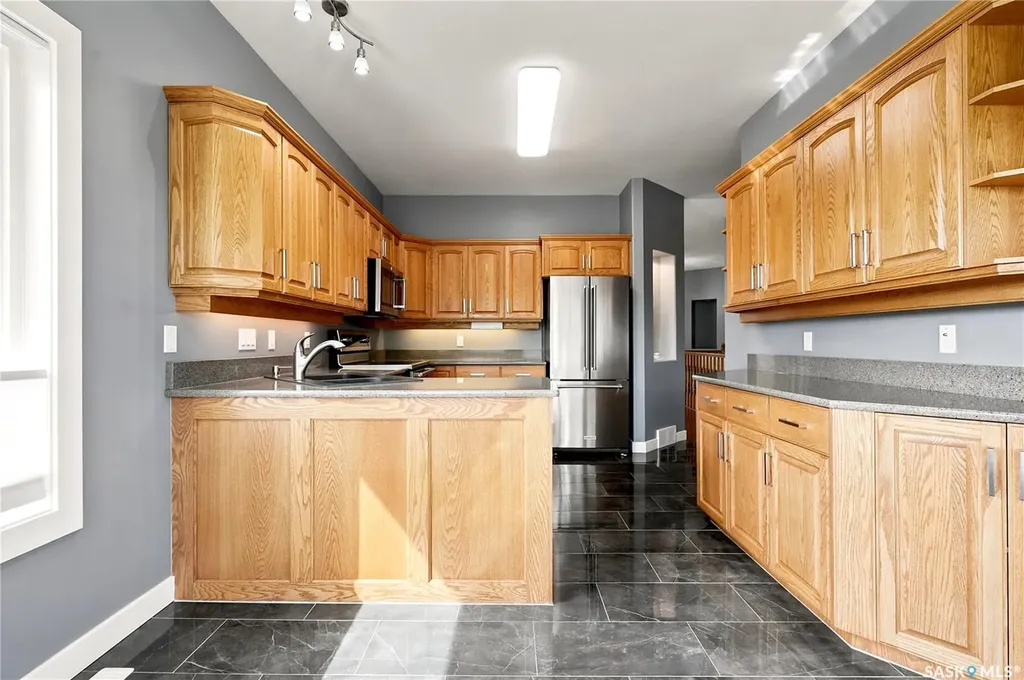 315 Bayview Crescent Saskatoon SK S7V 1B5