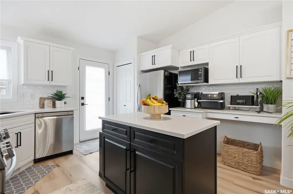 3627 Nottingham Crescent Regina SK S4V 2Z9