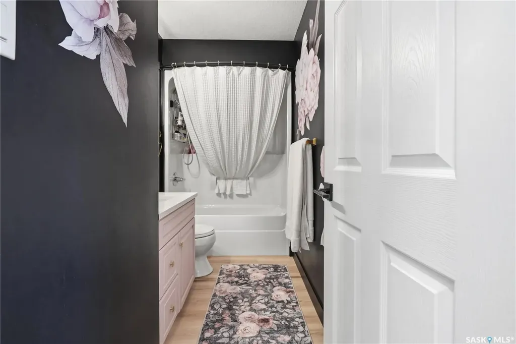 3627 Nottingham Crescent Regina SK S4V 2Z9