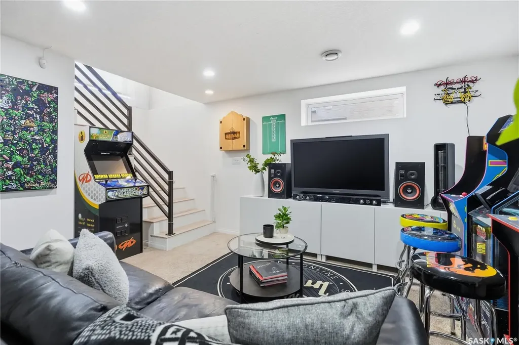 3627 Nottingham Crescent Regina SK S4V 2Z9