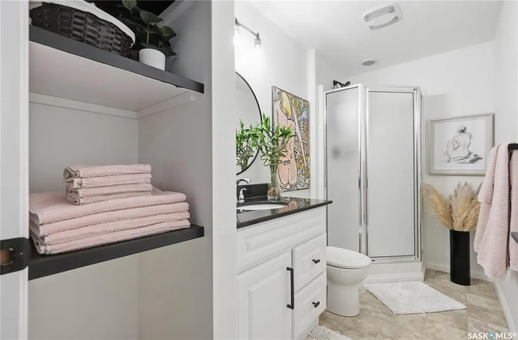 3627 Nottingham Crescent Regina SK S4V 2Z9