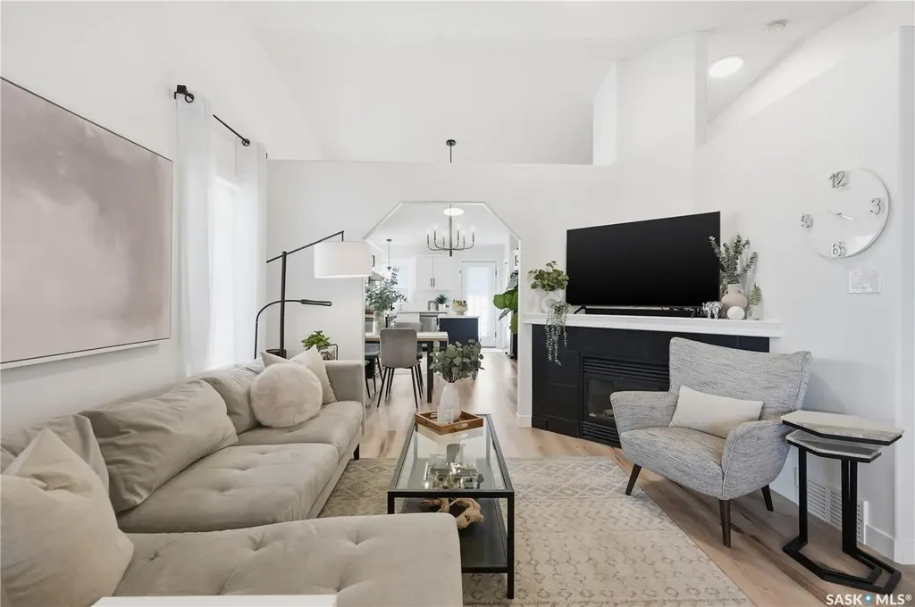 3627 Nottingham Crescent Regina SK S4V 2Z9