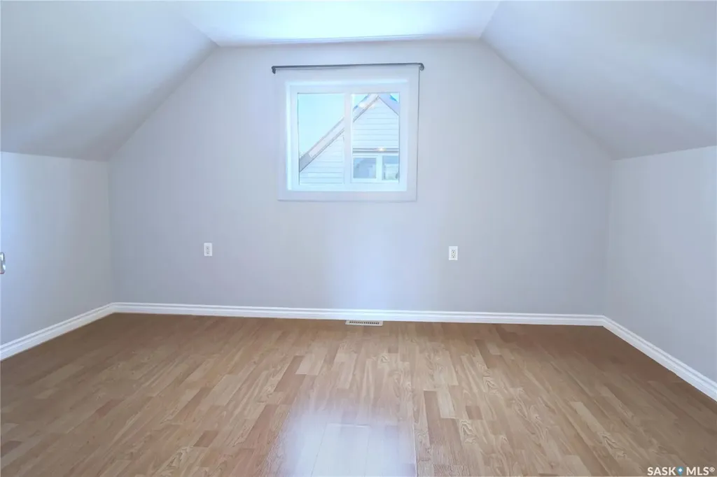 568 Athabasca Street E Moose Jaw SK S6H 0M1