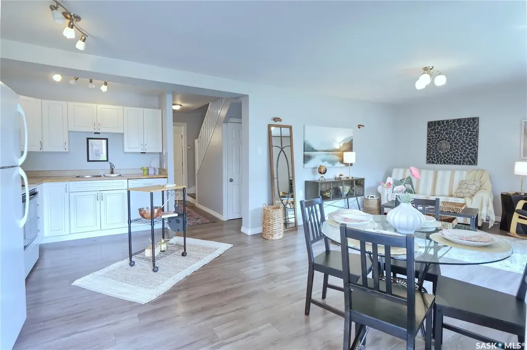 568 Athabasca Street E Moose Jaw SK S6H 0M1