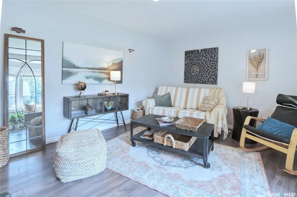 568 Athabasca Street E Moose Jaw SK S6H 0M1