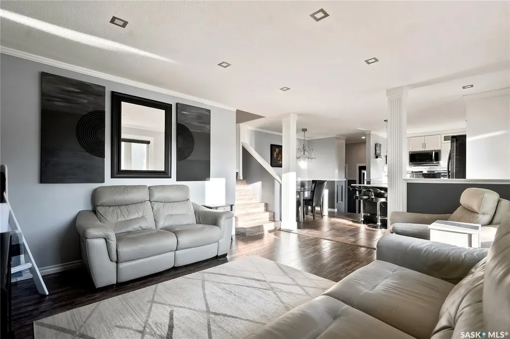 559 Delaronde Road Saskatoon SK S7J 4A7