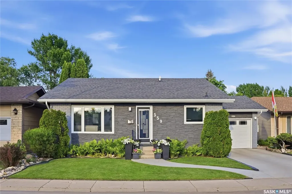 559 Delaronde Road Saskatoon SK S7J 4A7